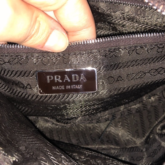 Authentic Prada bag - Picture 2 of 5